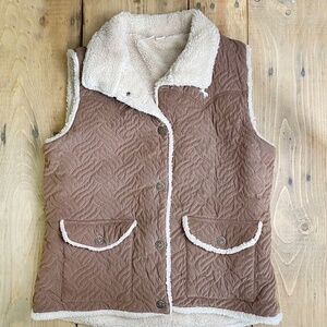 Cowgirl‎ Up Sherpa Vest Brown Embroidered Detail Size L
